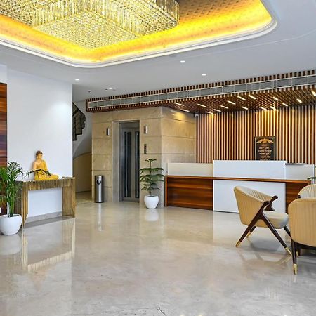 Classio Royale By Io Hotels Near Golden Temple Amritsar Exterior photo