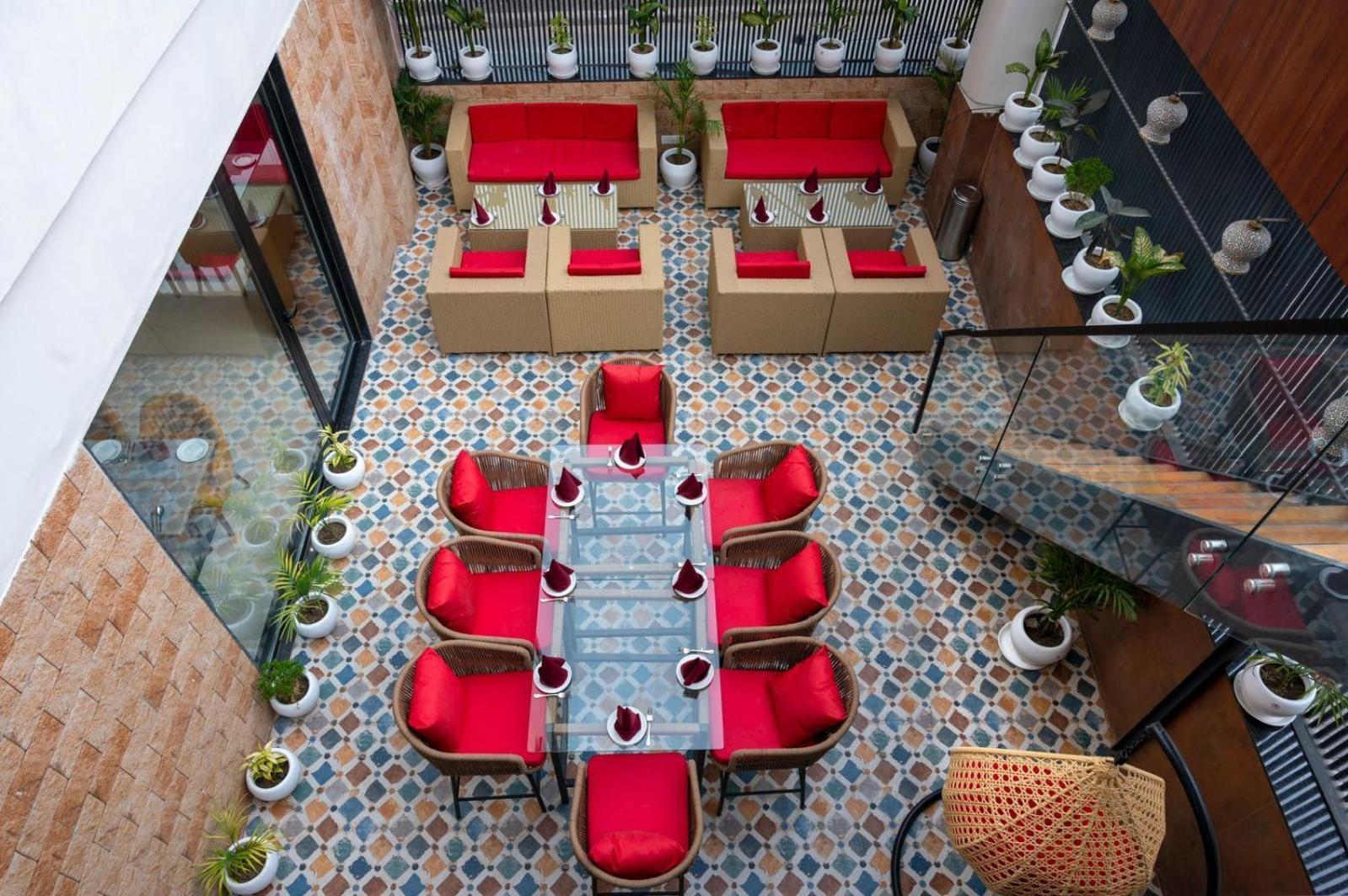 Classio Royale By Io Hotels Near Golden Temple Amritsar Exterior photo