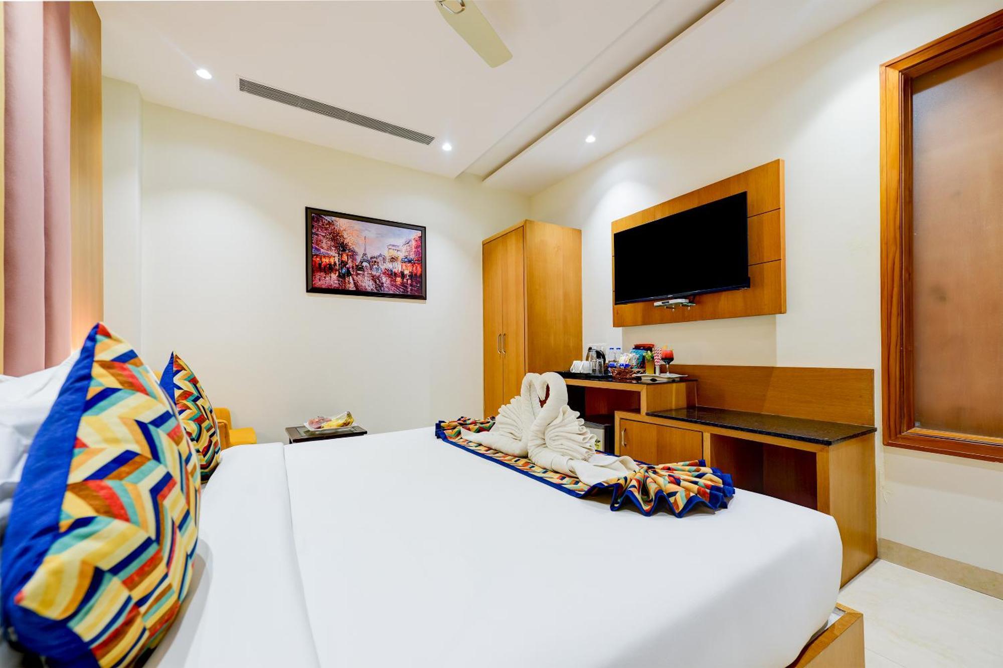 Classio Royale By Io Hotels Near Golden Temple Amritsar Exterior photo