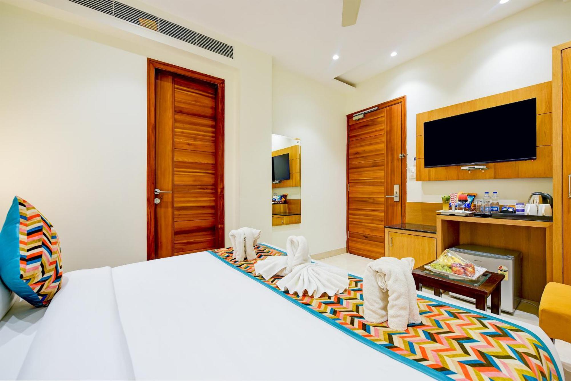 Classio Royale By Io Hotels Near Golden Temple Amritsar Exterior photo