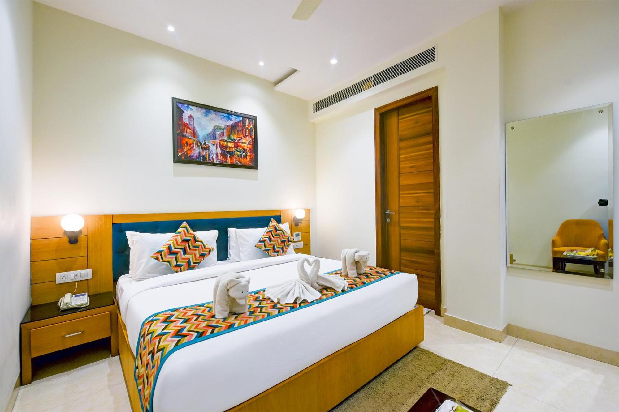 Classio Royale By Io Hotels Near Golden Temple Amritsar Exterior photo